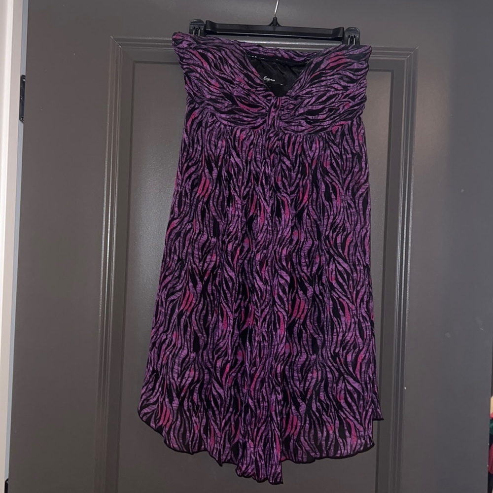Sleeveless woman dress